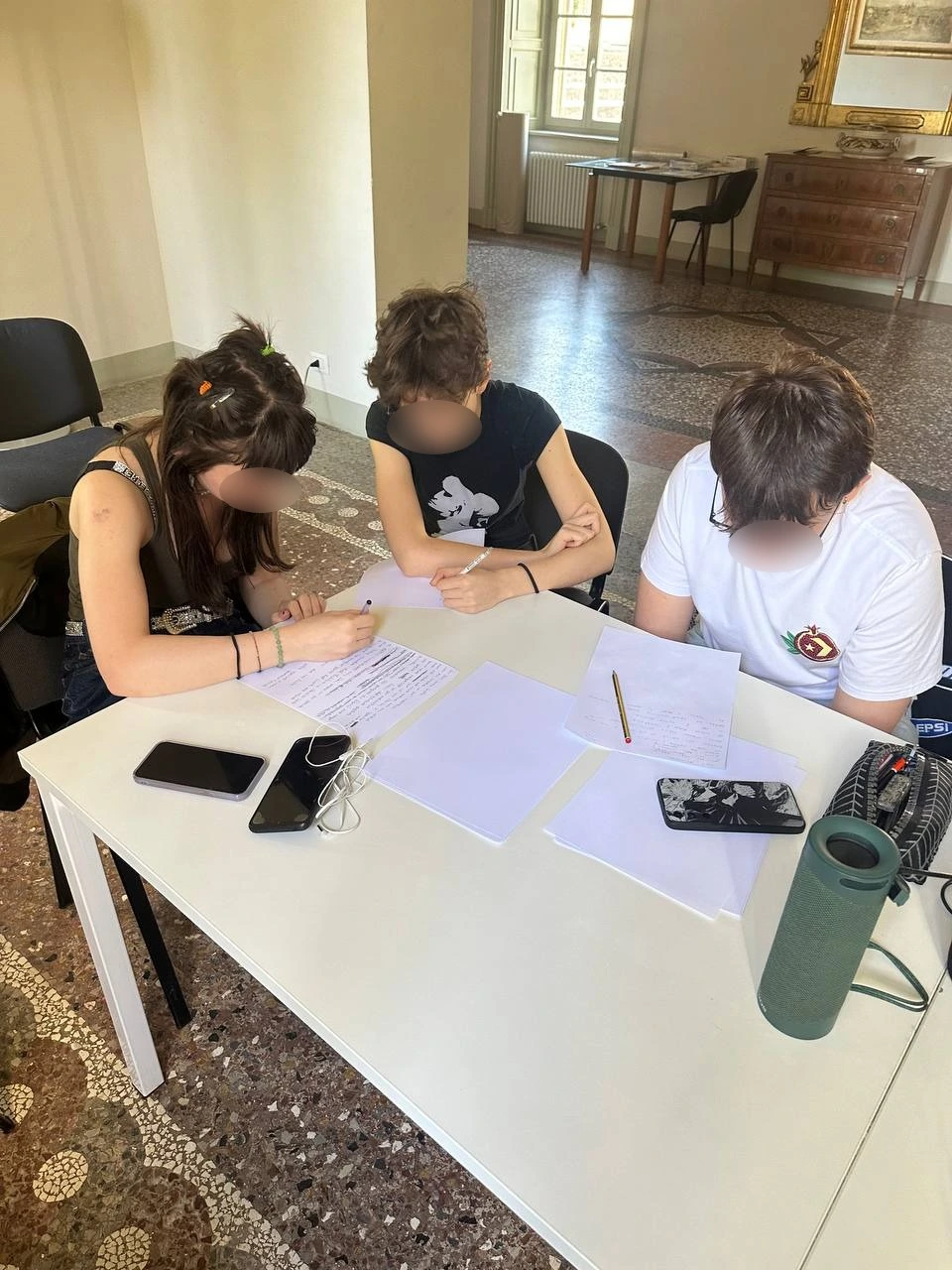 Homepage 6008094029864094153 anonymized